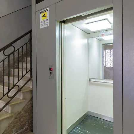 Most Convenient Apartment In Venice-3